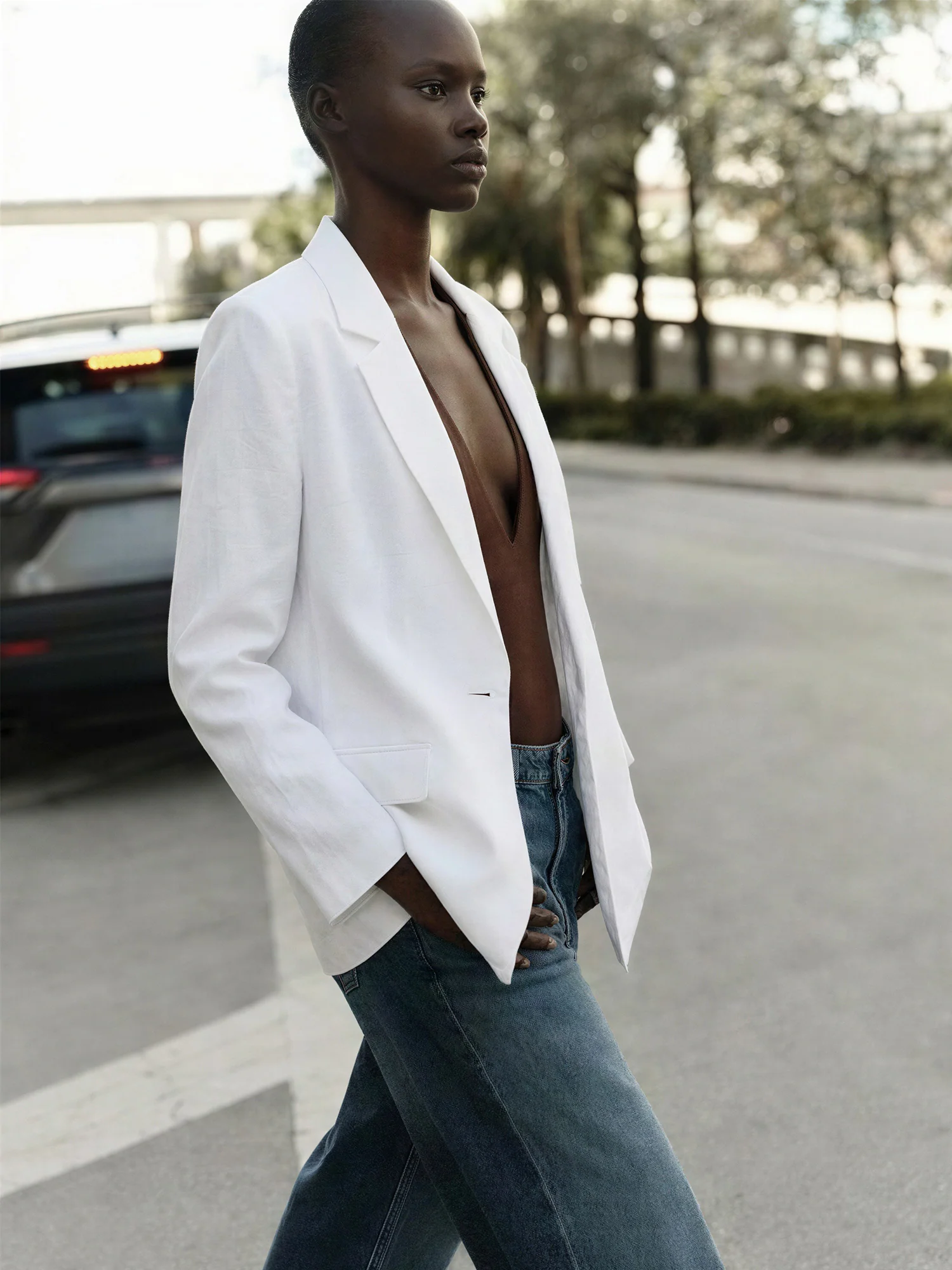 Crinkle Flowy Open Blazer - Image 11