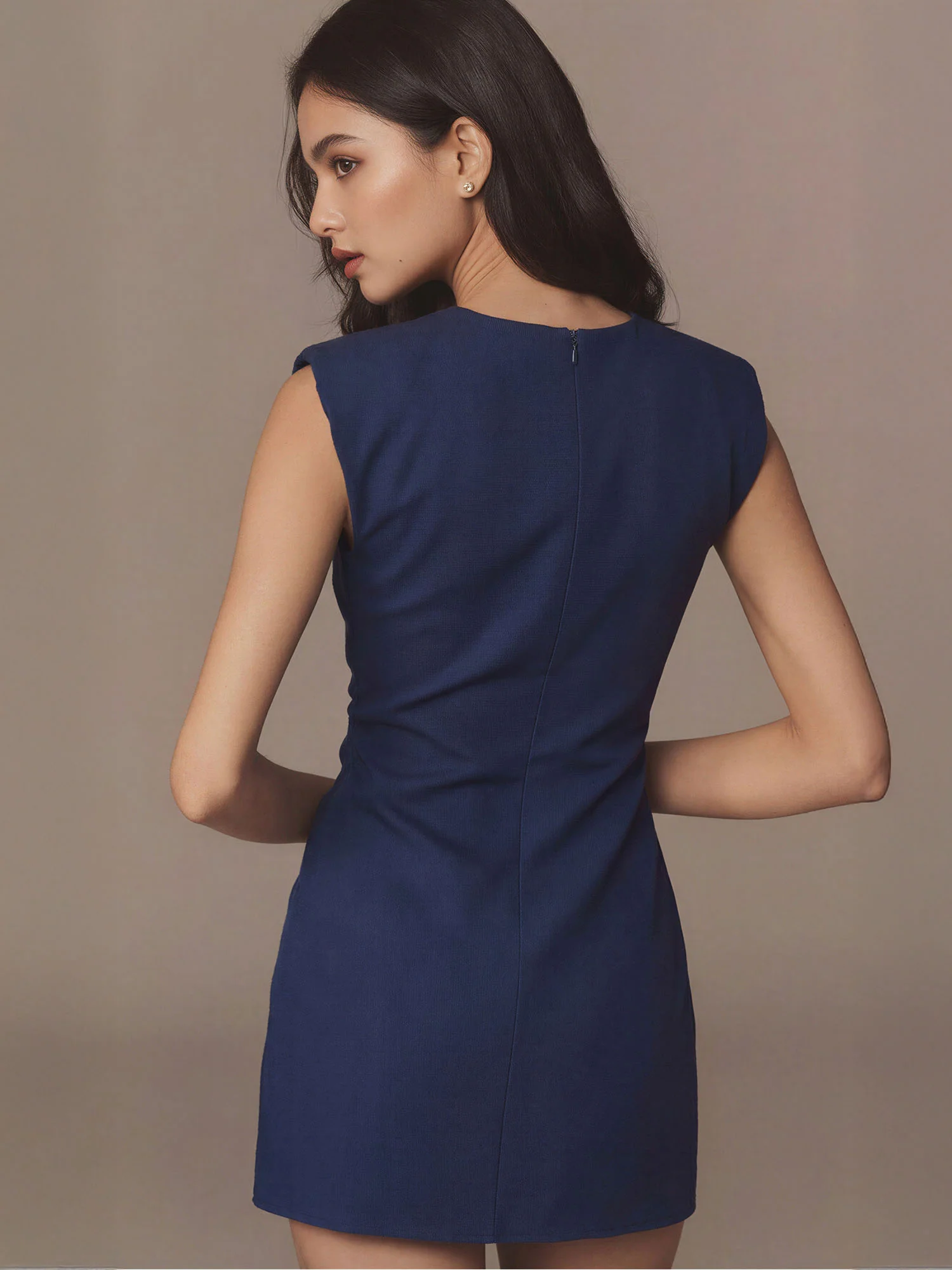 Denim Crew Neckline Padded Shoulders Side Ruching Contour Dress - Image 3