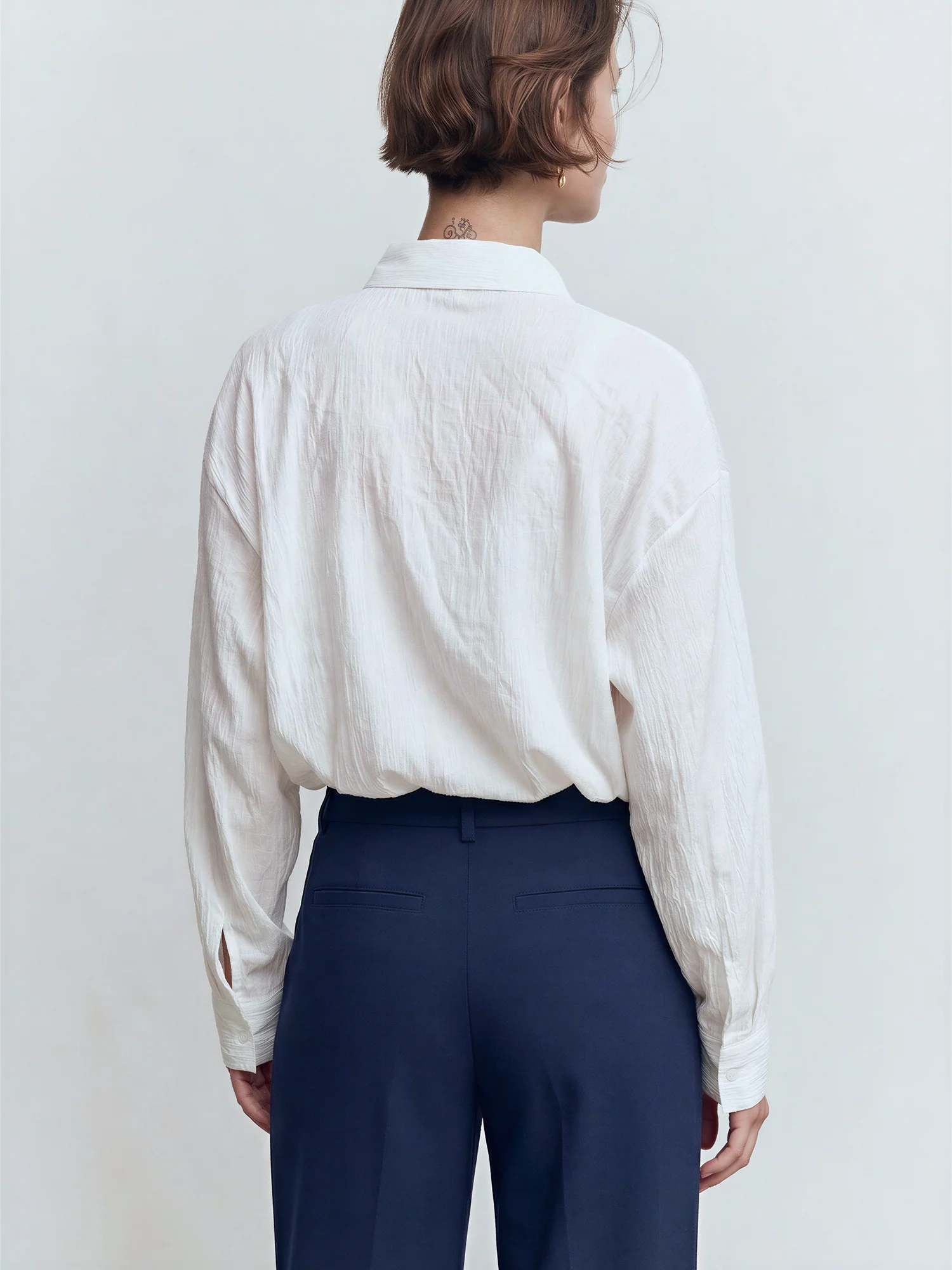 Long Sleeve Lightweight Button Down Shirt - Image 5