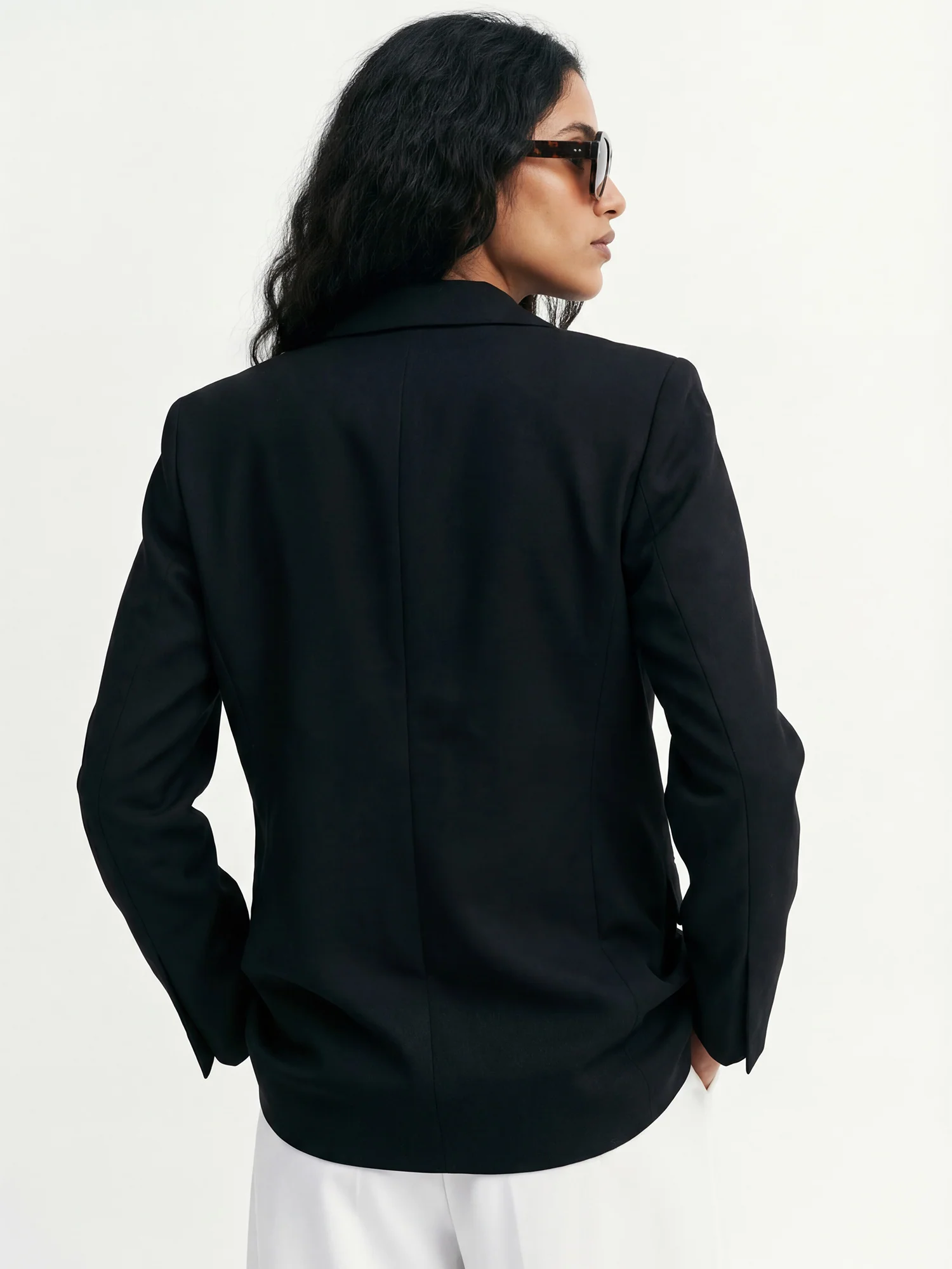 Single Breasted Classic Tailored Striped Blazer - Image 4