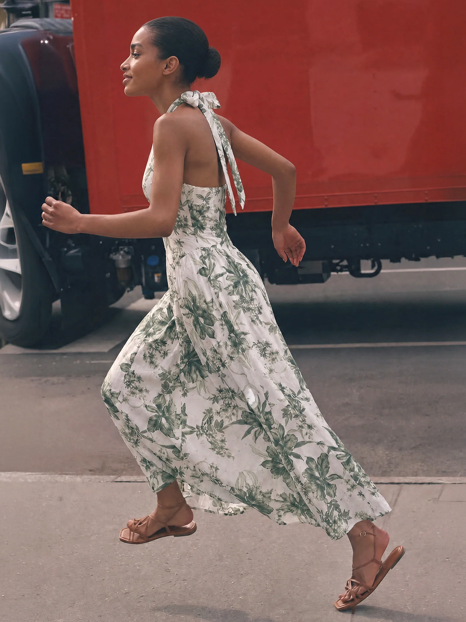 Sleeveless Halter Neck Floral A Line Maxi Dress - Image 3