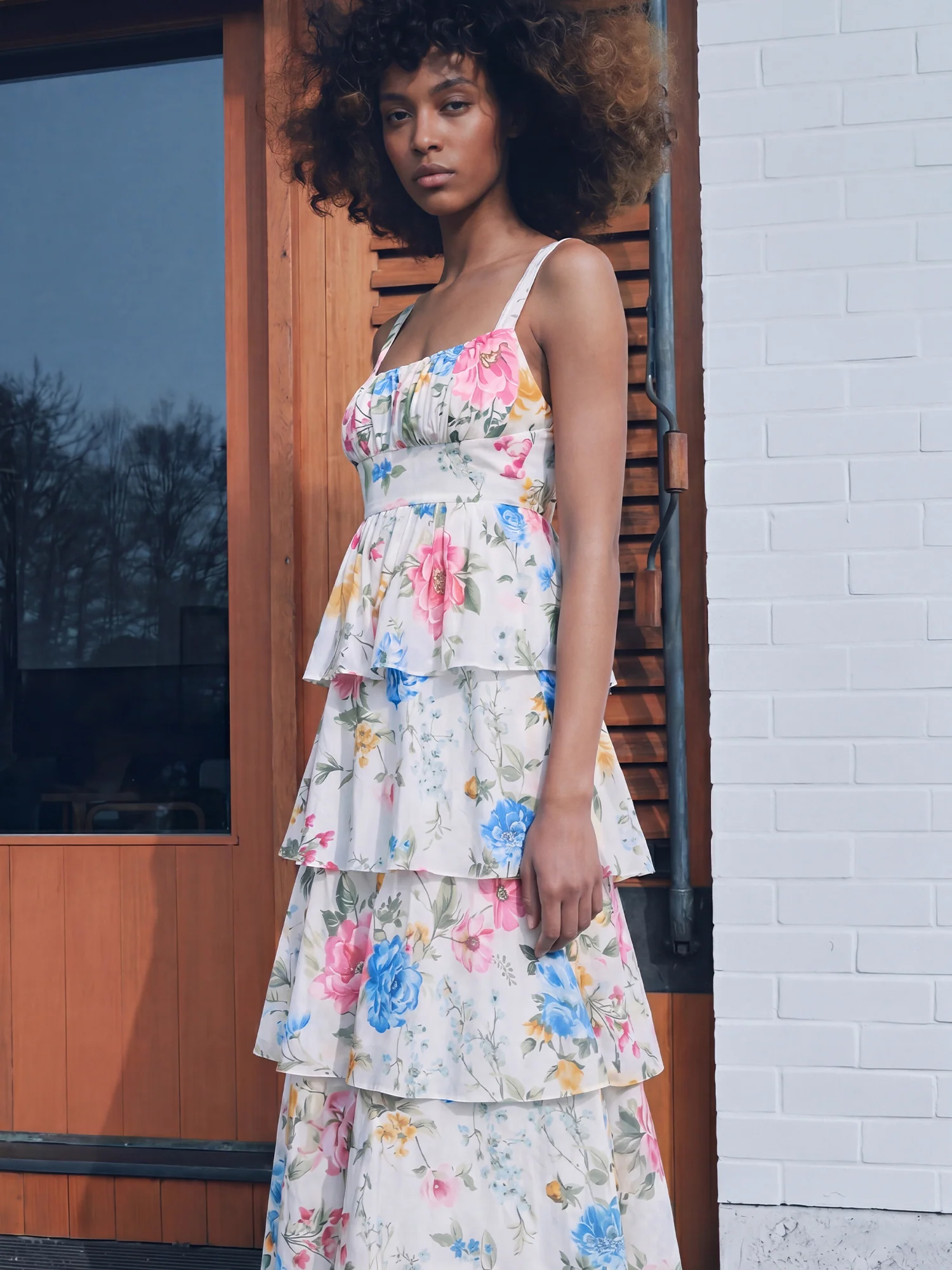 Sleeveless Tiered Floral Maxi Dress - Image 2