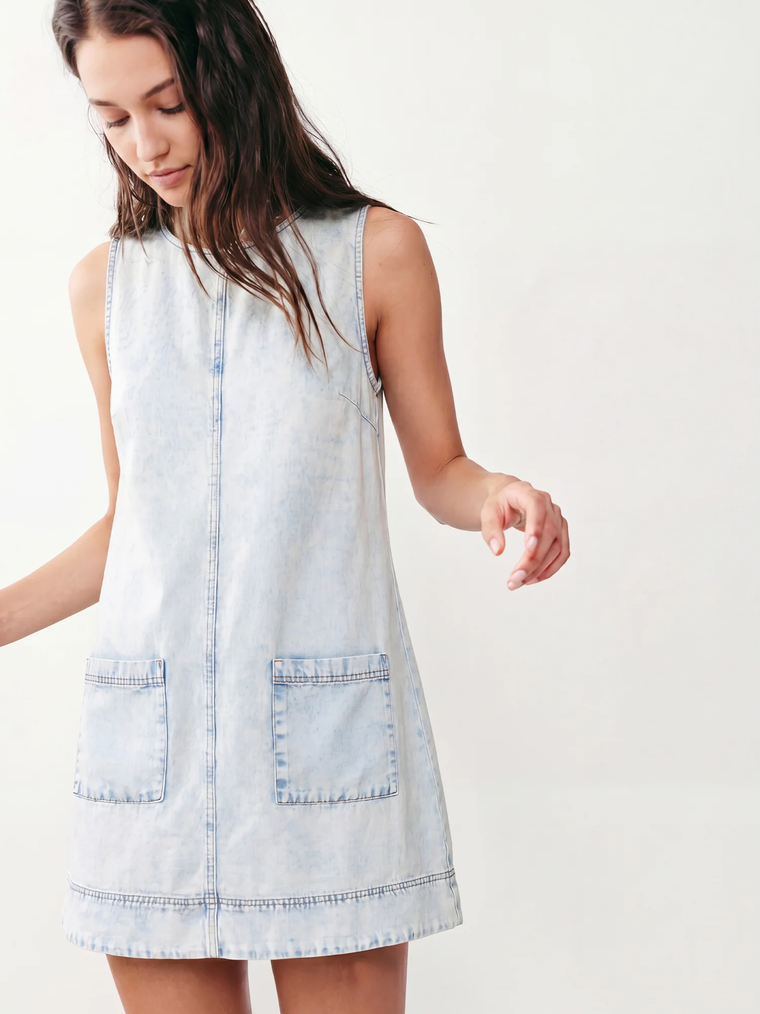 Sleeveless Two Pocket Denim Shift Dress