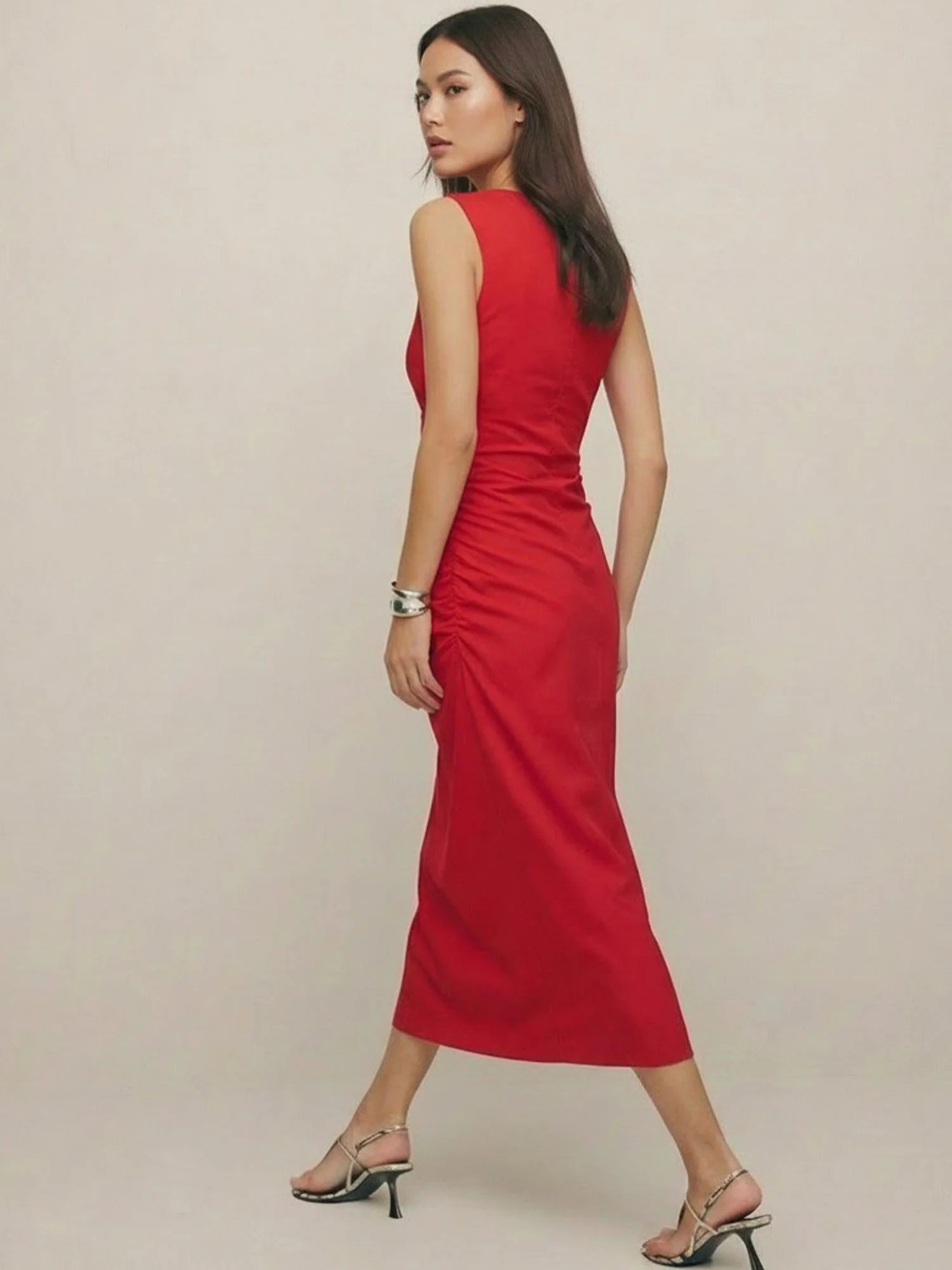 Sleeveless Ruched Side Midi Dress - Image 7