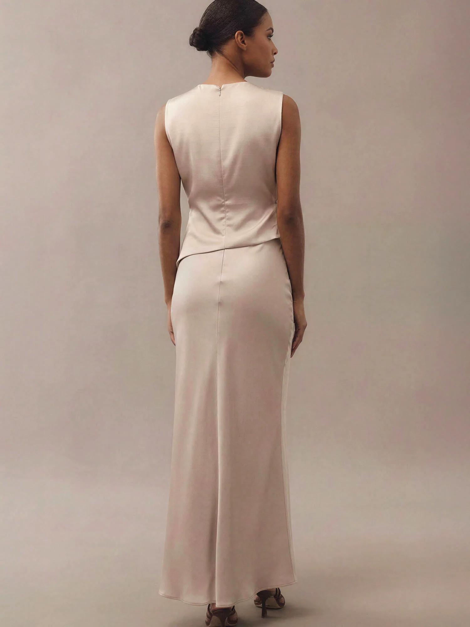 Sleeveless Satin Cowl Neck Side Ruched Maxi Dress - Image 3