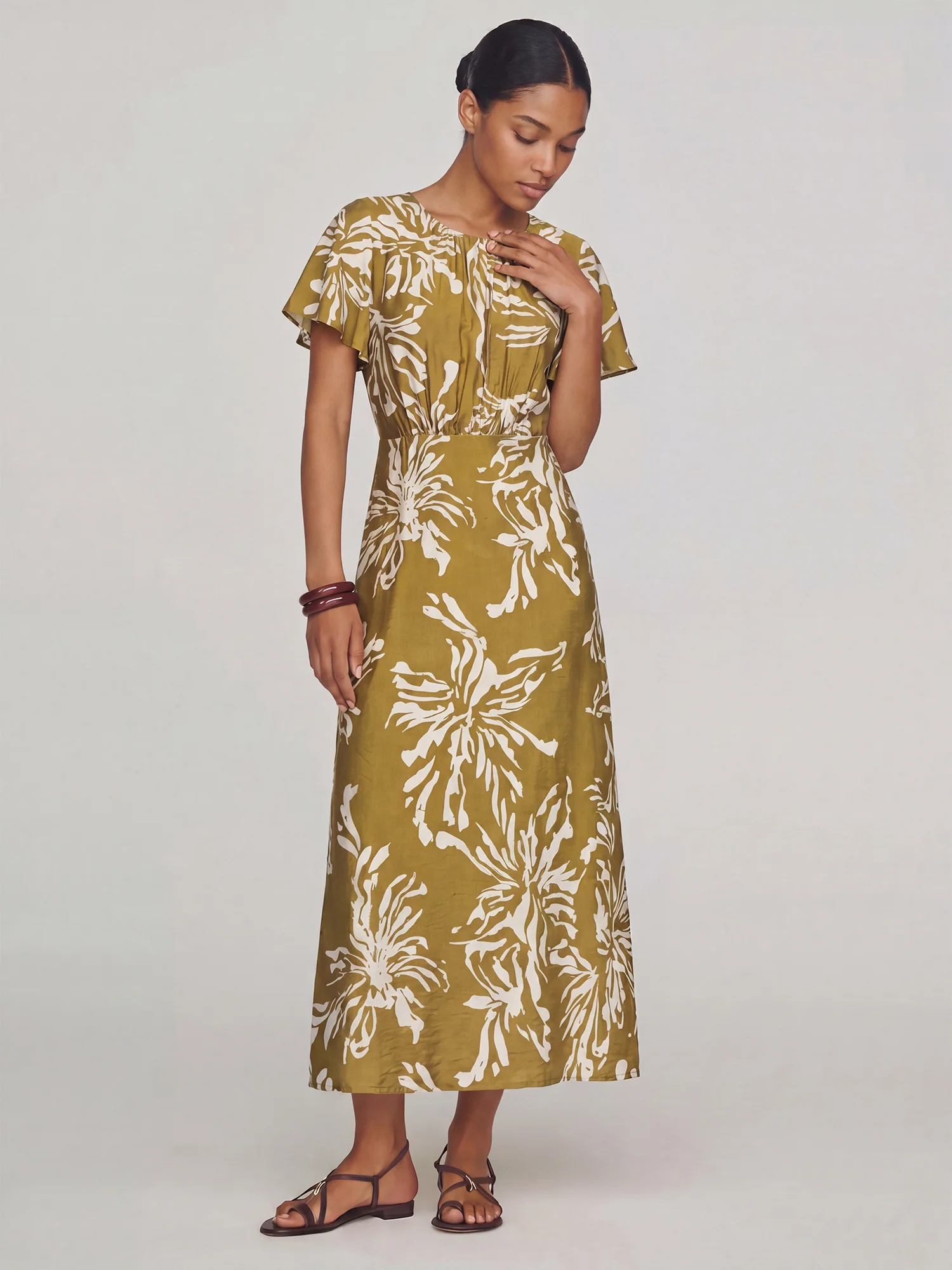 Short Sleeve Floral Ruched Neck Midi Dress