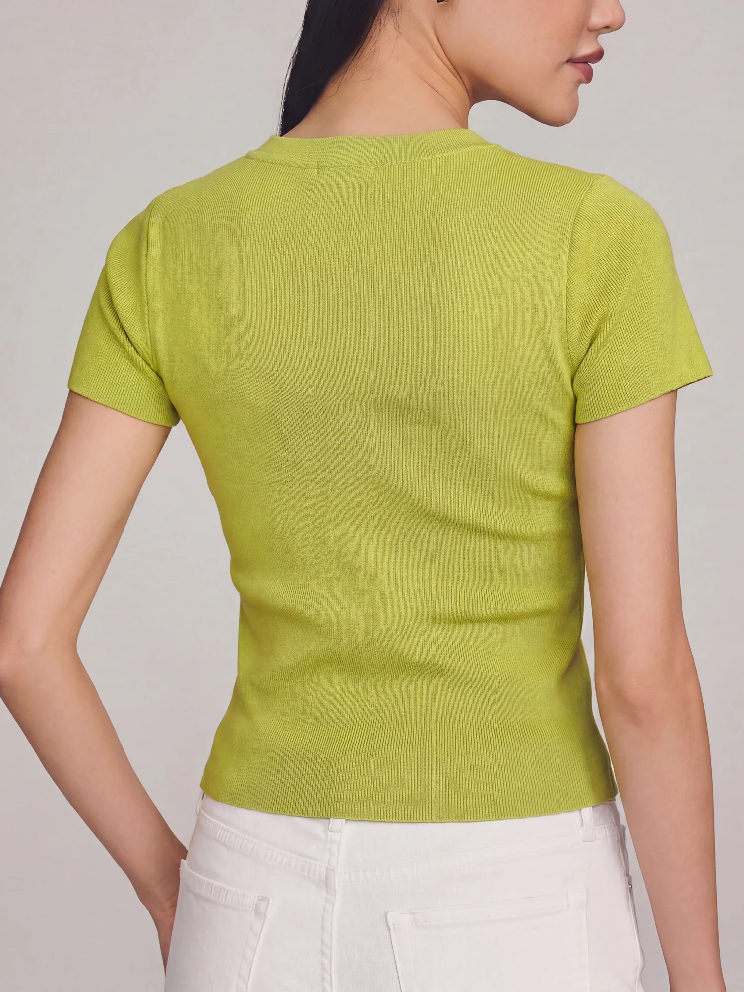 Short Sleeve Knit V Neck Hardware Top - Image 7