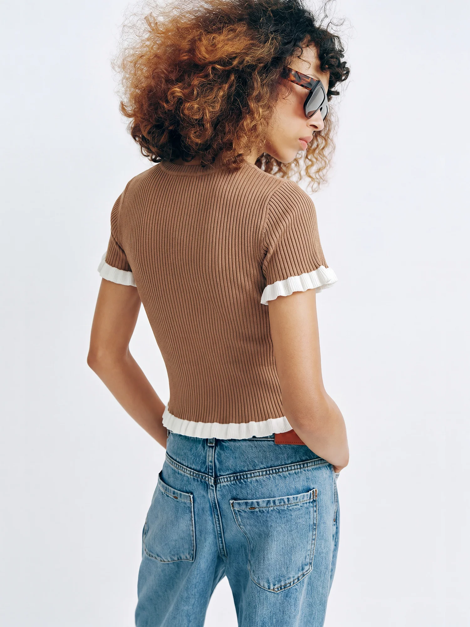 Short Sleeve Rib Knit Contrast Trim Top - Image 8
