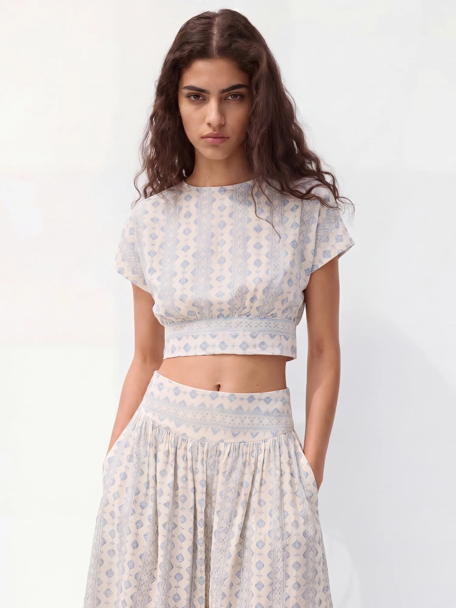 Shortsleeves Tie Back Block Print Crop Top