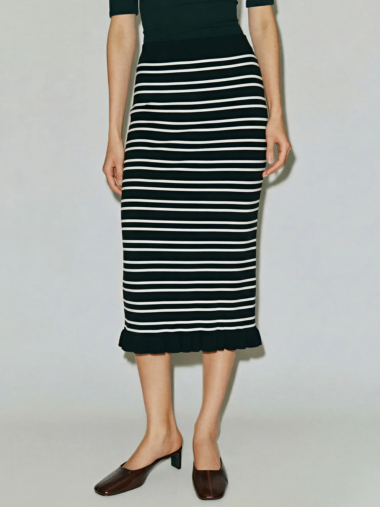 Stripe Sweater Knit Pencil Skirt - Image 3