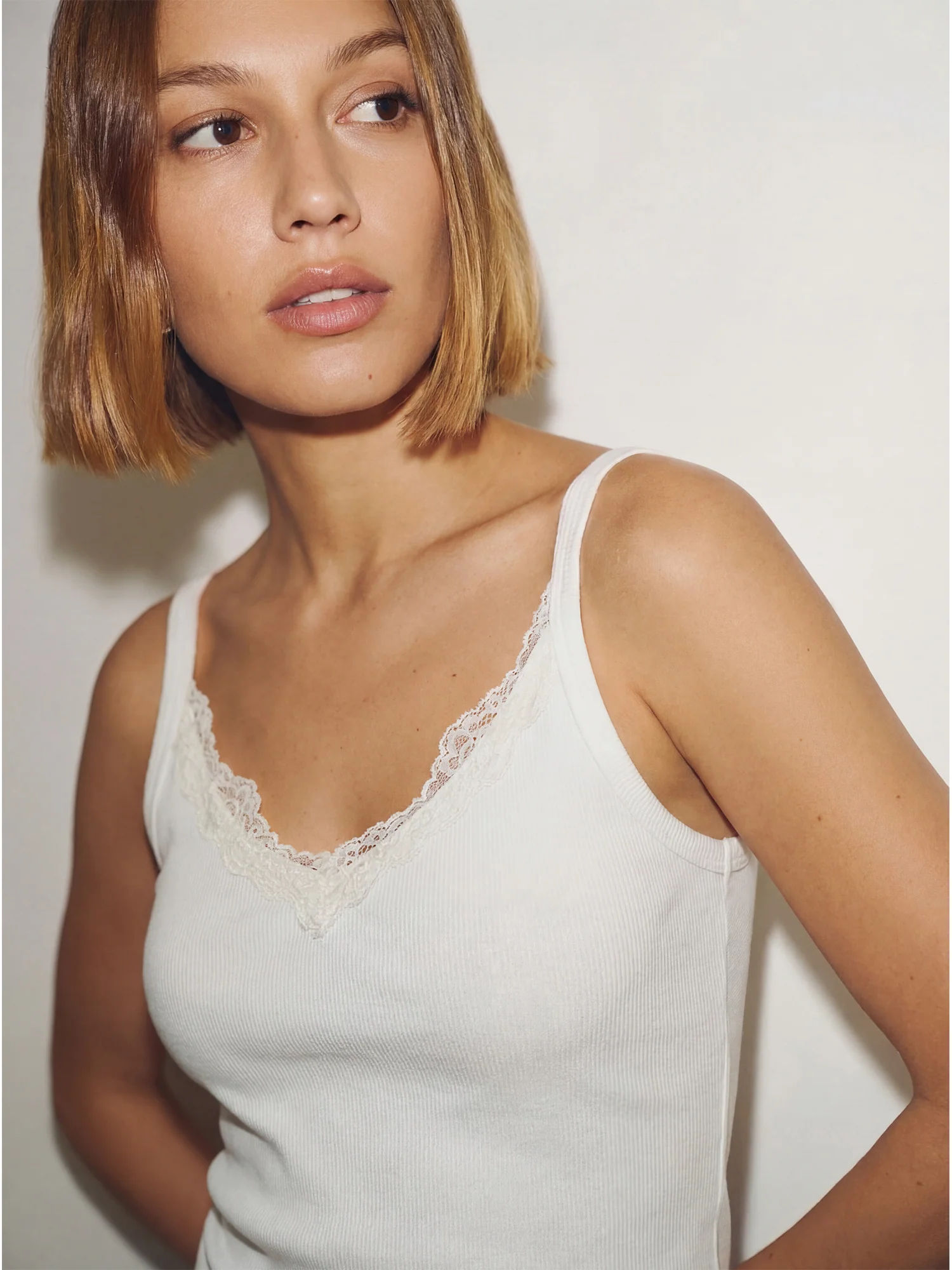 V Neck Lace Cami Top - Image 7