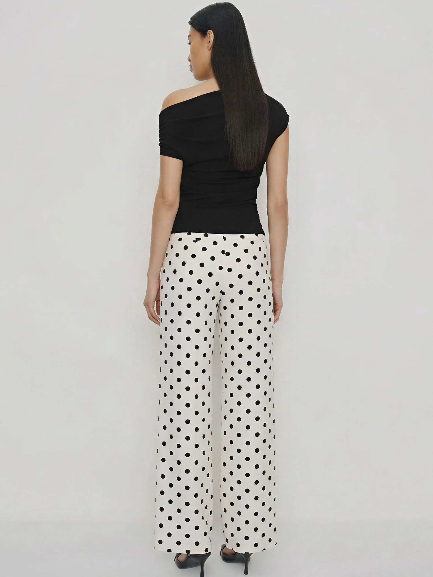 Wide Leg Polka Dot Pleated Pants - Image 4